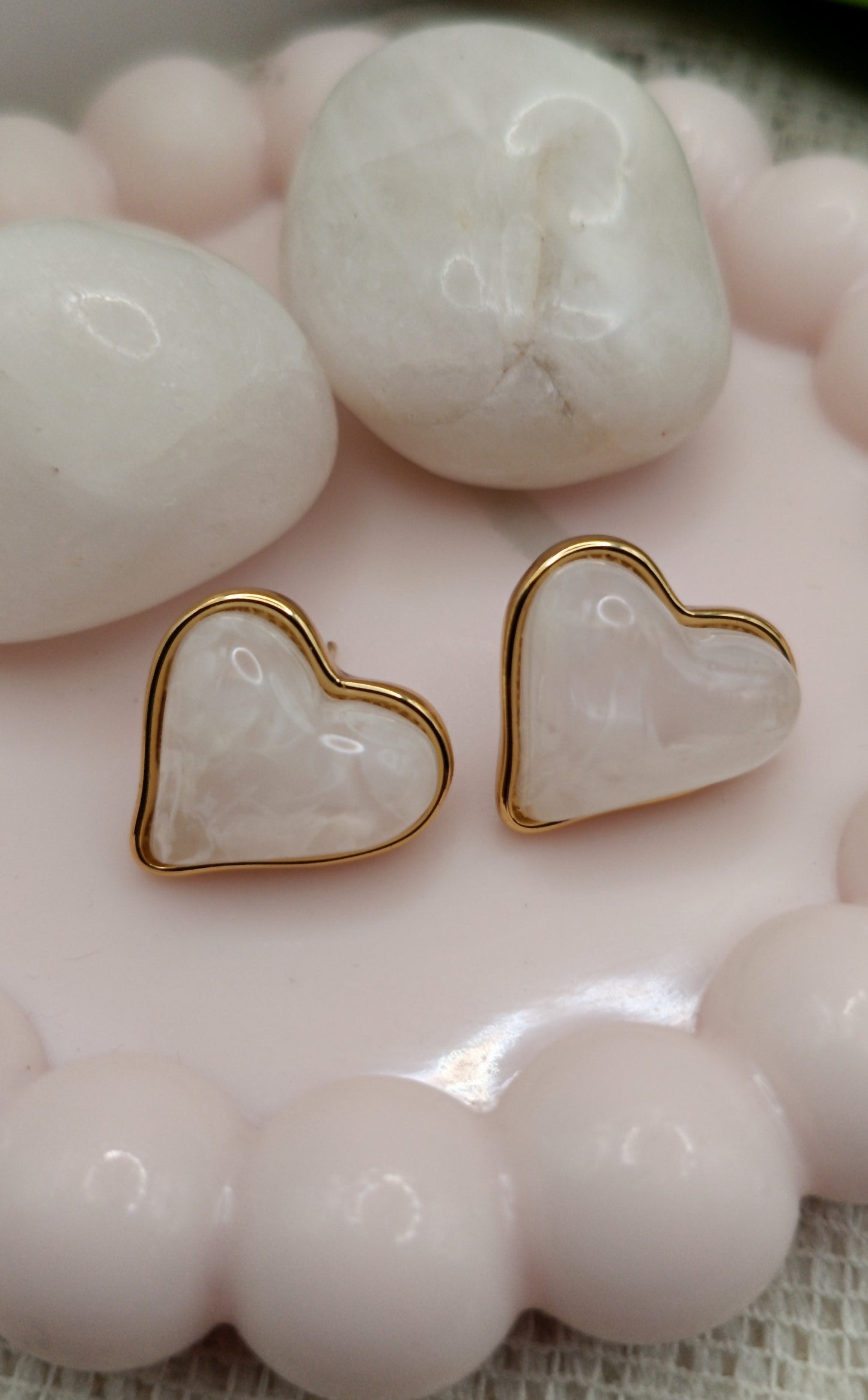 Anti Tarnish_Gold Plated Heart-shaped Jade Stud Earrings
