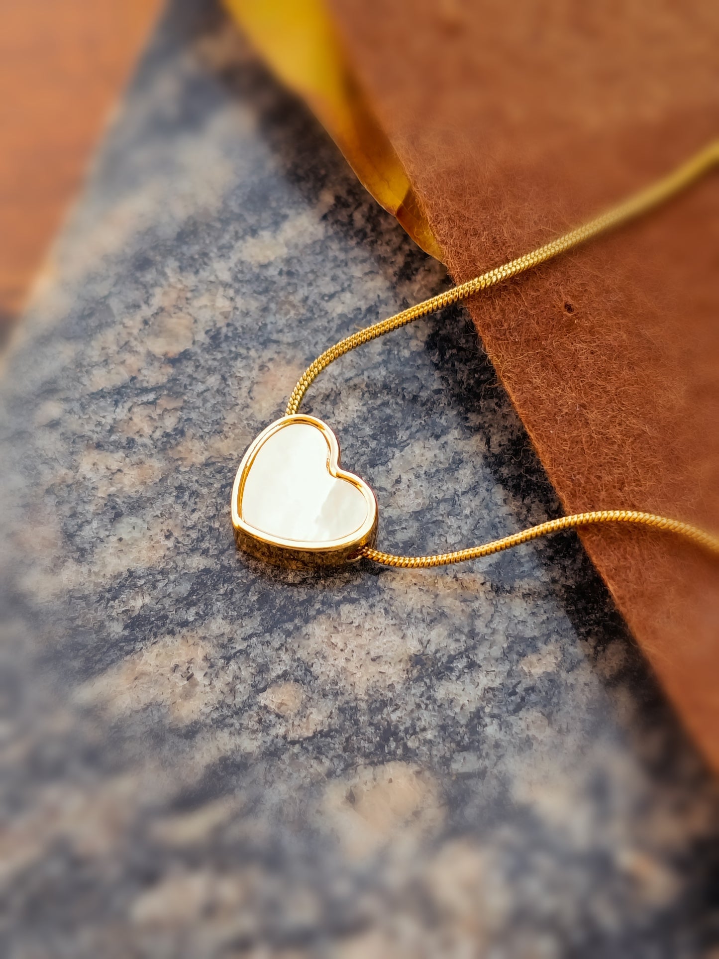 Anti Tarnish_Gold Plated Enamel Heart Necklace