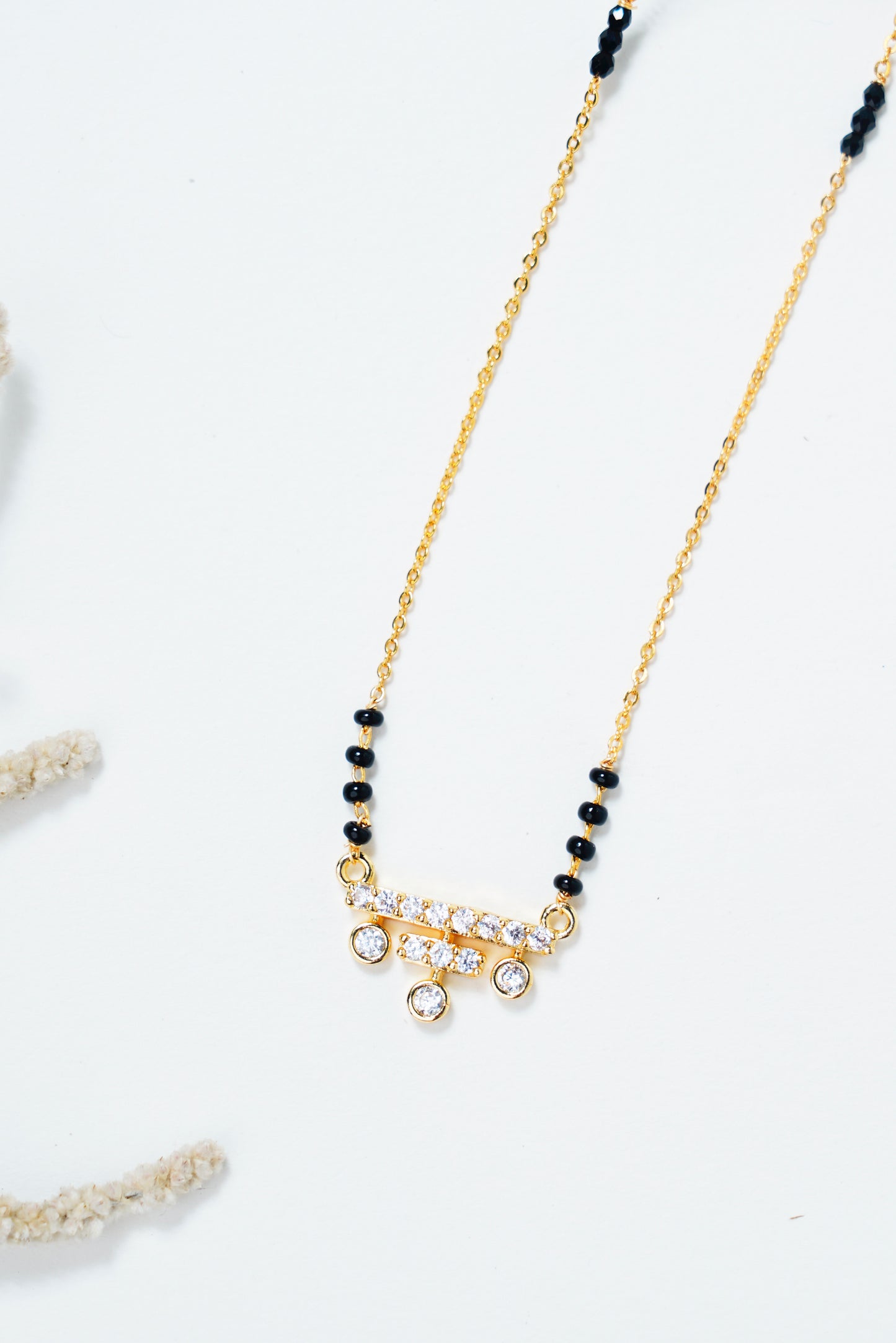 Round Shape_American Diamond Mangalsutra