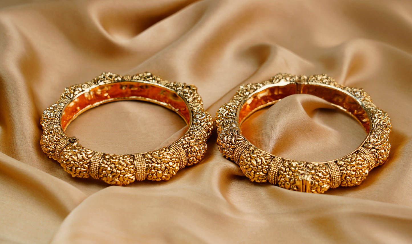 Gold Plated_Antique Traditional Gold Style Adjustable Kada