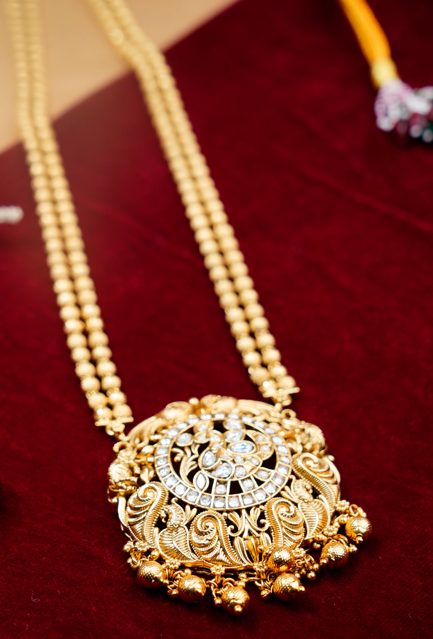 Brass_Gold Plated Paan Leaf Style long Chain Necklace Set