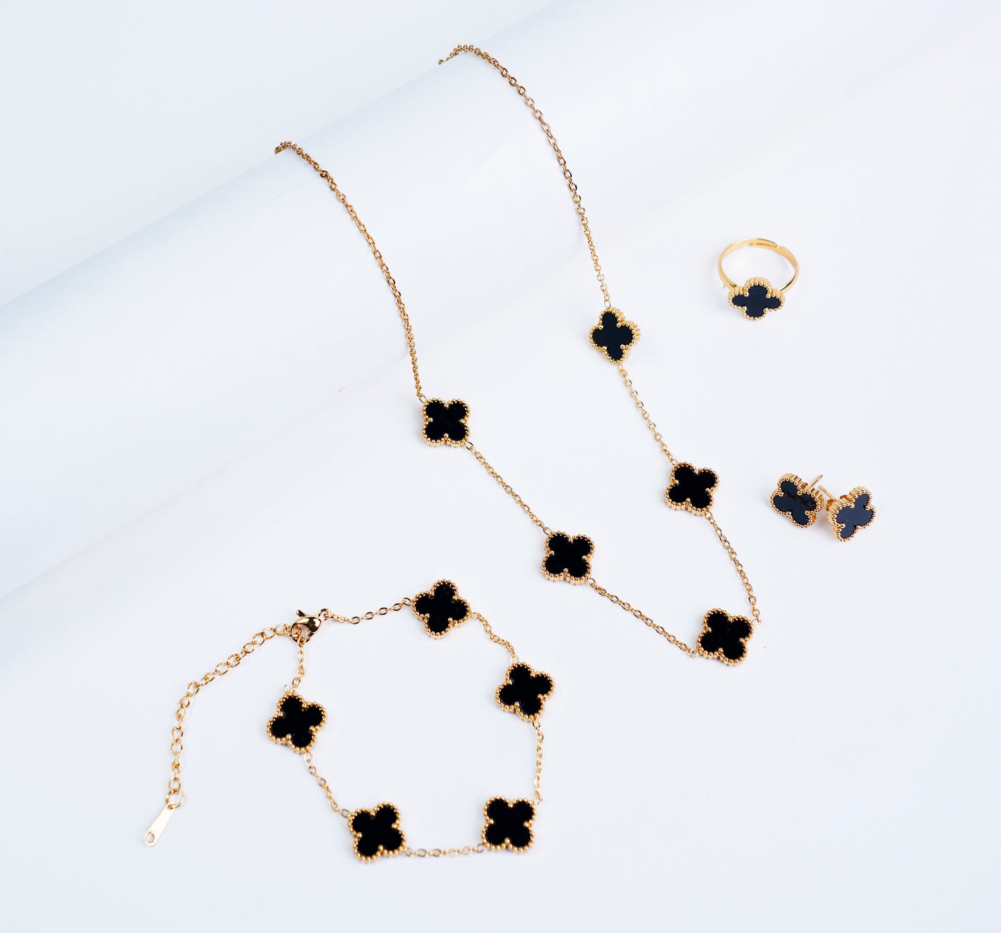 Anti Tarnish_Gold Plated Clover shape Combo Set