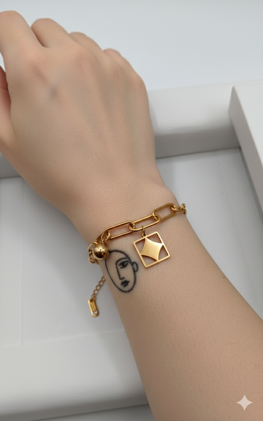 Anti Tarnish-Star Charm Bracelet