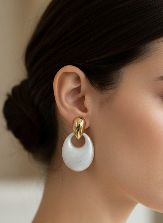 Gold Plated_Chunky White Oval Drop Earrings Set
