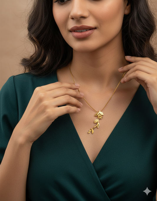 Anti Tarnish_Gold Plated Leaf Shape Pendant Necklace