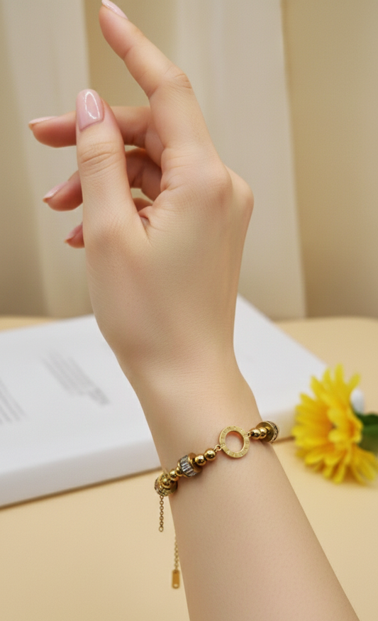 Anti Tarnish_Roman Numeral Charms Bracelet