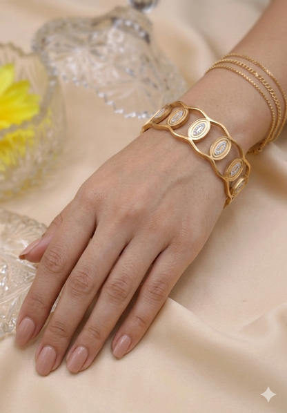 Anti Tarnish_Gold Plated Oval Design Bracelet