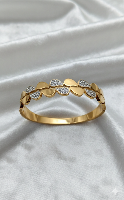 Anti Tarnish-Mango Shape Gem Stone Bangle Bracelet