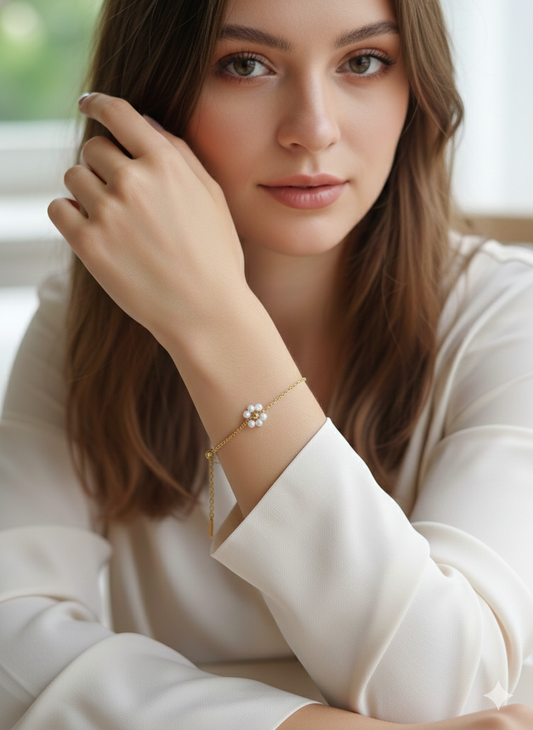 Gold Plated_Daisy Pearl Flower Bracelet
