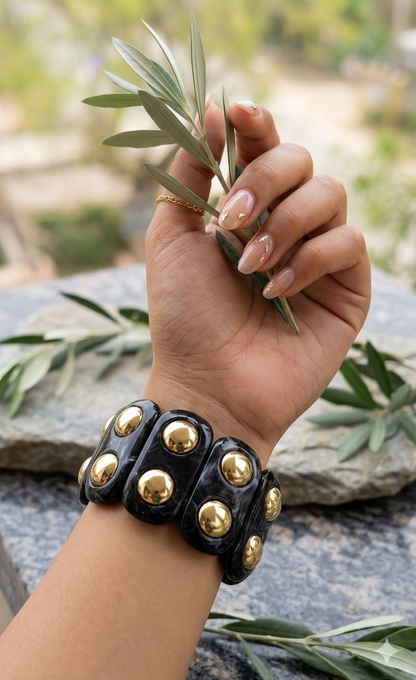 Geometric Black Resin Gold Rive Elastic Bracelet