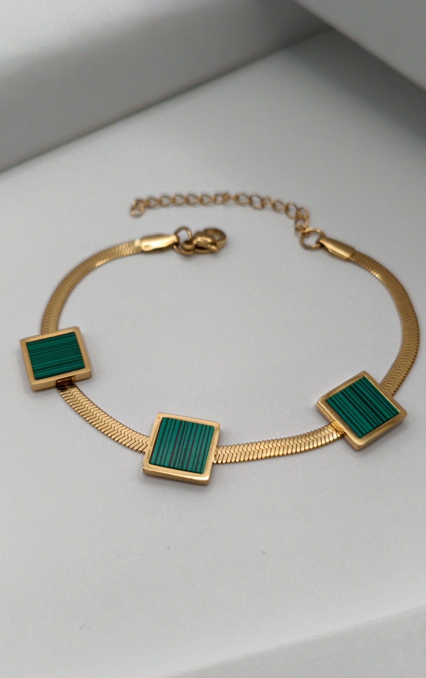 Anti Tarnish- Gold white Gem Chain Bracelet