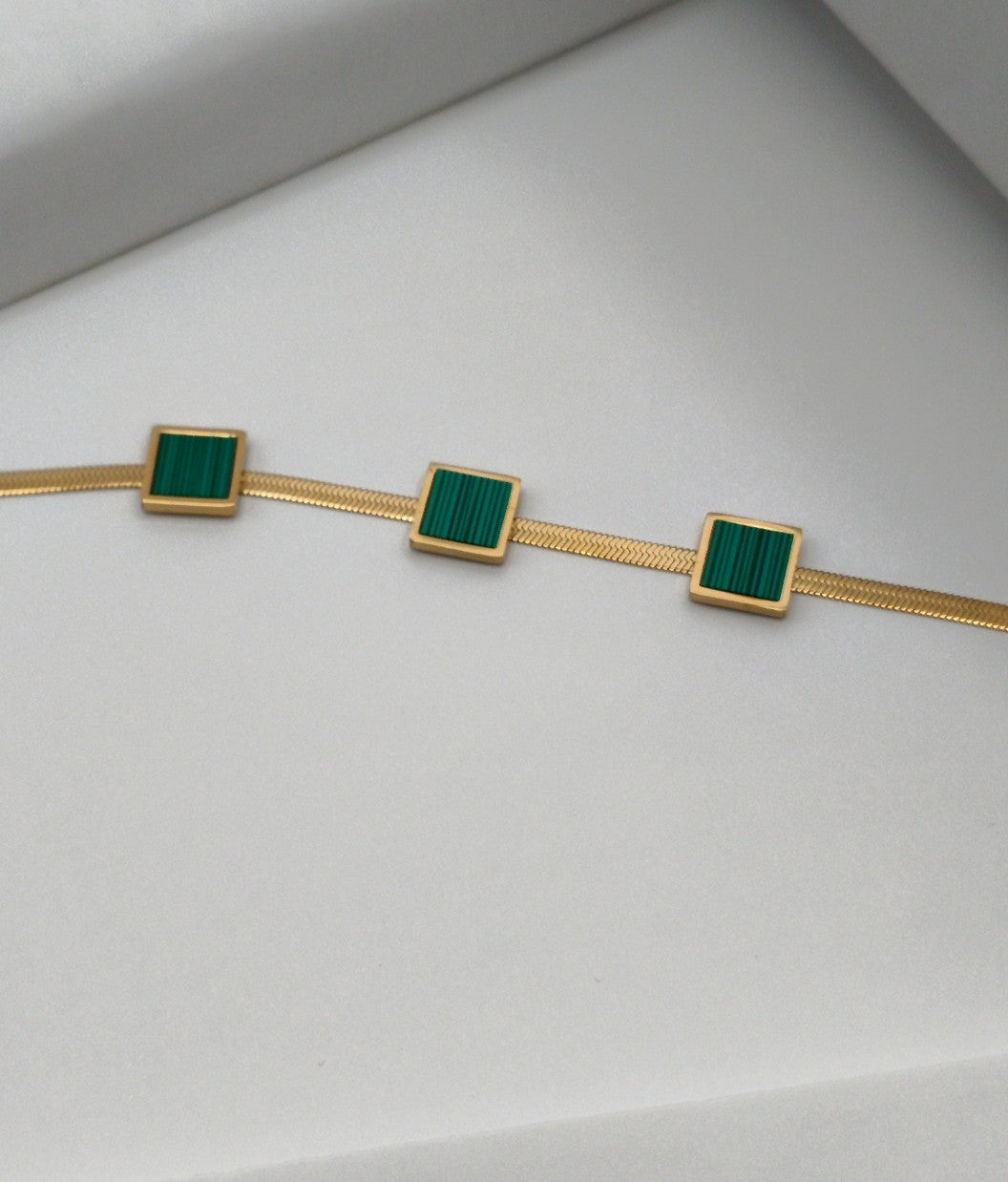 Anti Tarnish- Gold white Gem Chain Bracelet