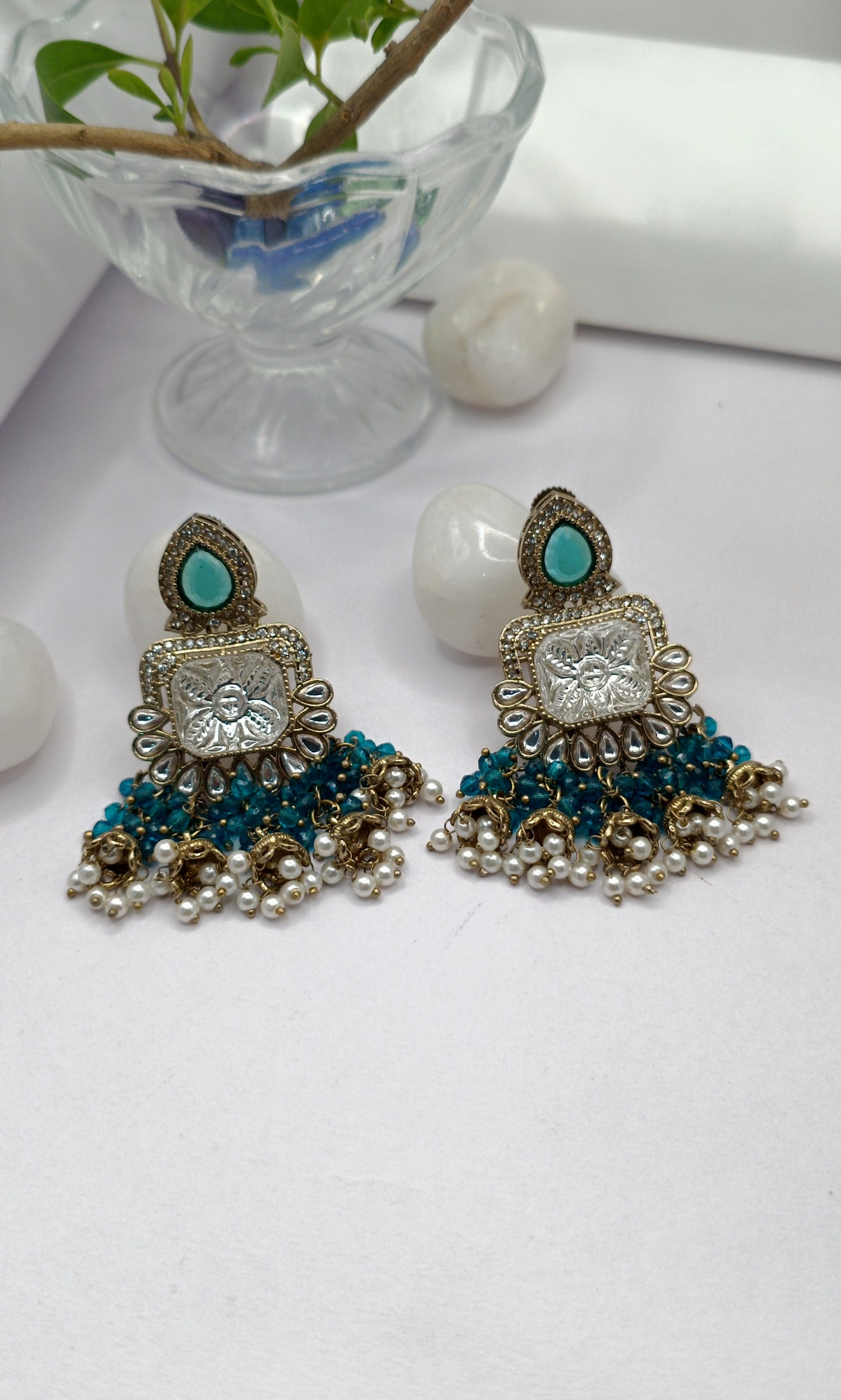 Kundan Polki White Stone & Green pistachio Pearl Earring