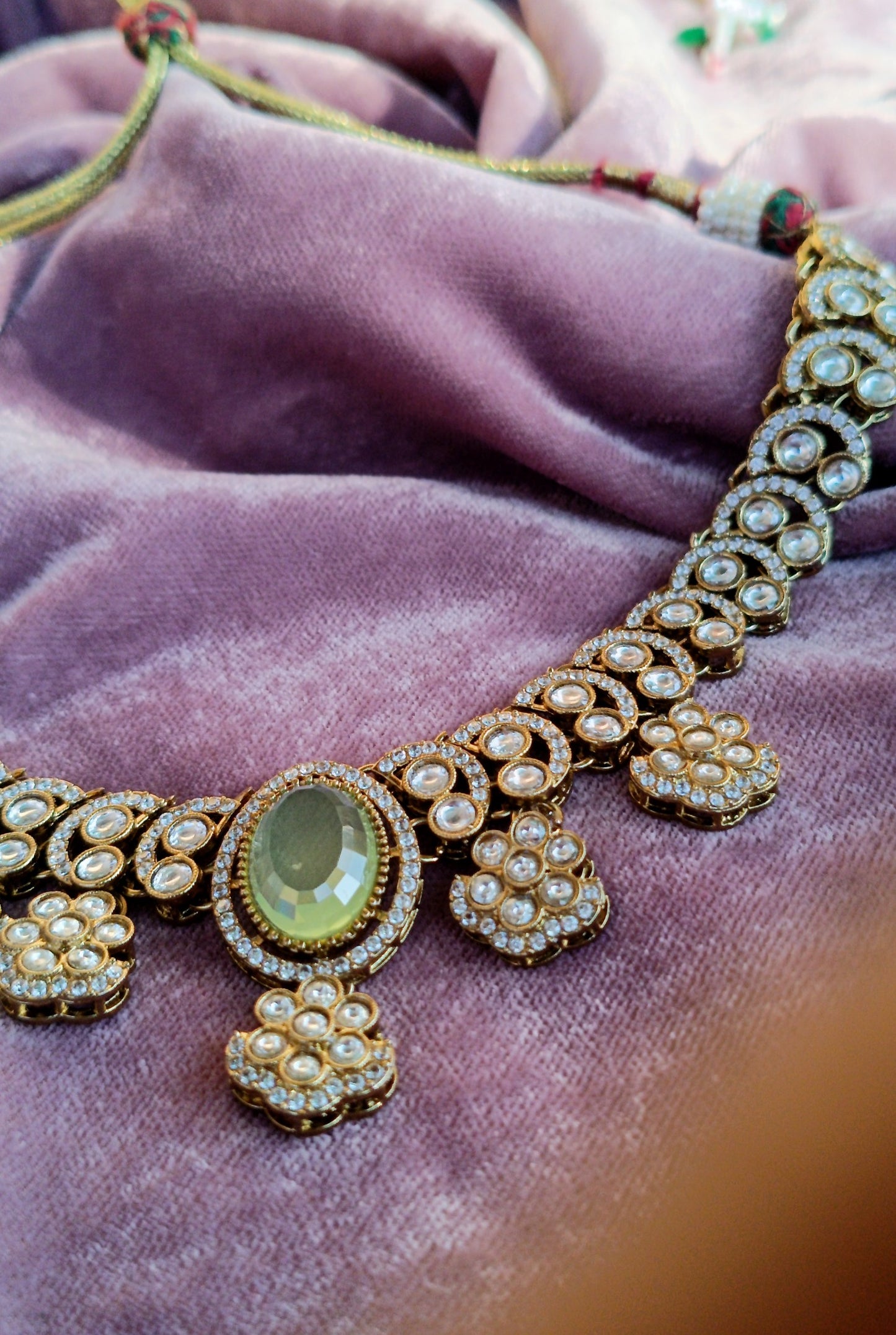 Kundan Polki_Sea Green Stone Necklace Set