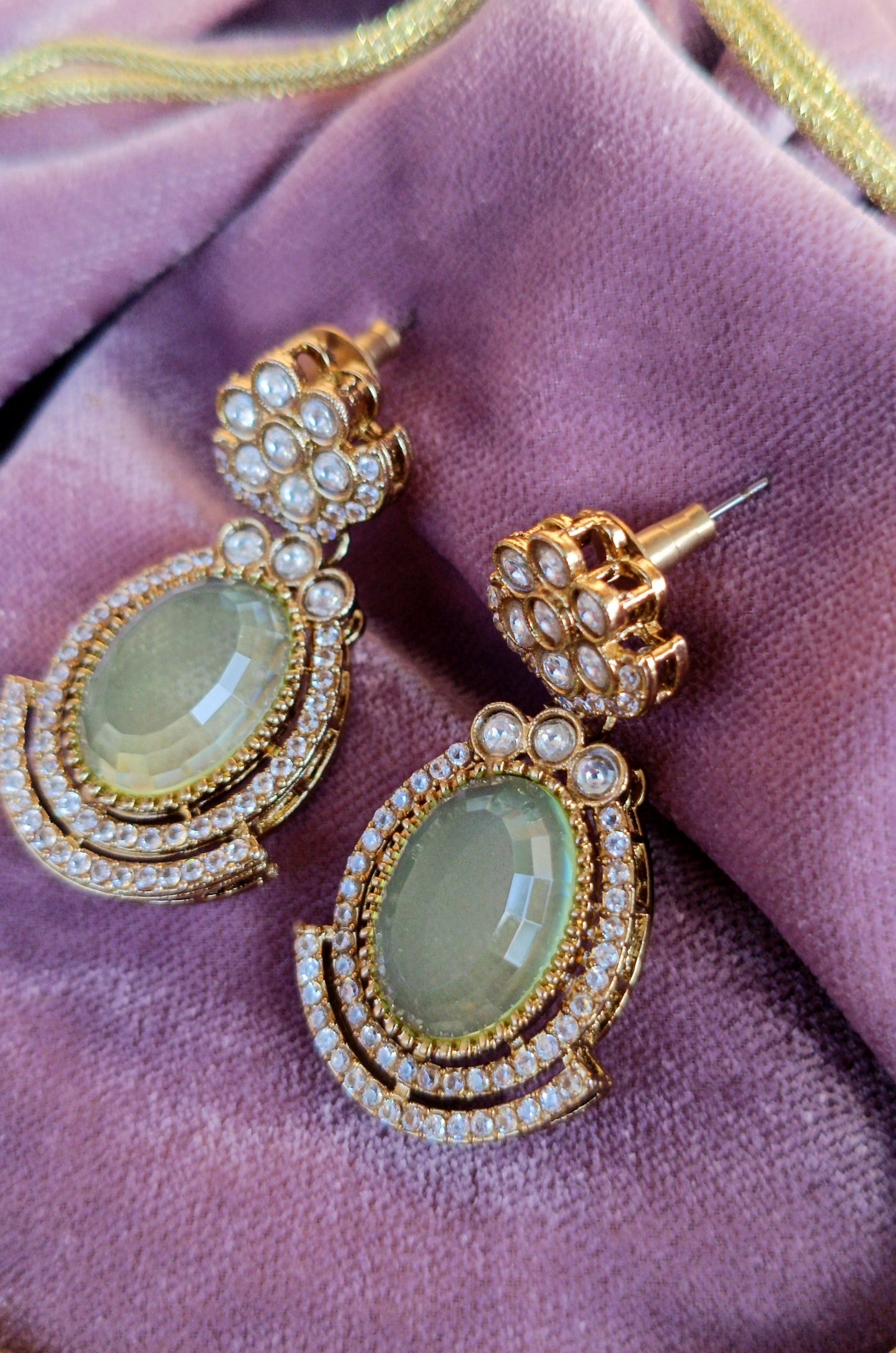 Kundan Polki_Sea Green Stone Necklace Set