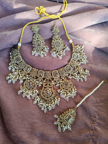 Kundal Polki Style Semi Bridal Set