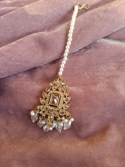 Kundal Polki Style Semi Bridal Set