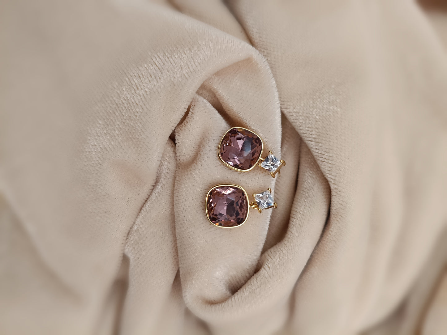 Gold Plated_Cubic Zirconia Stud Earrings