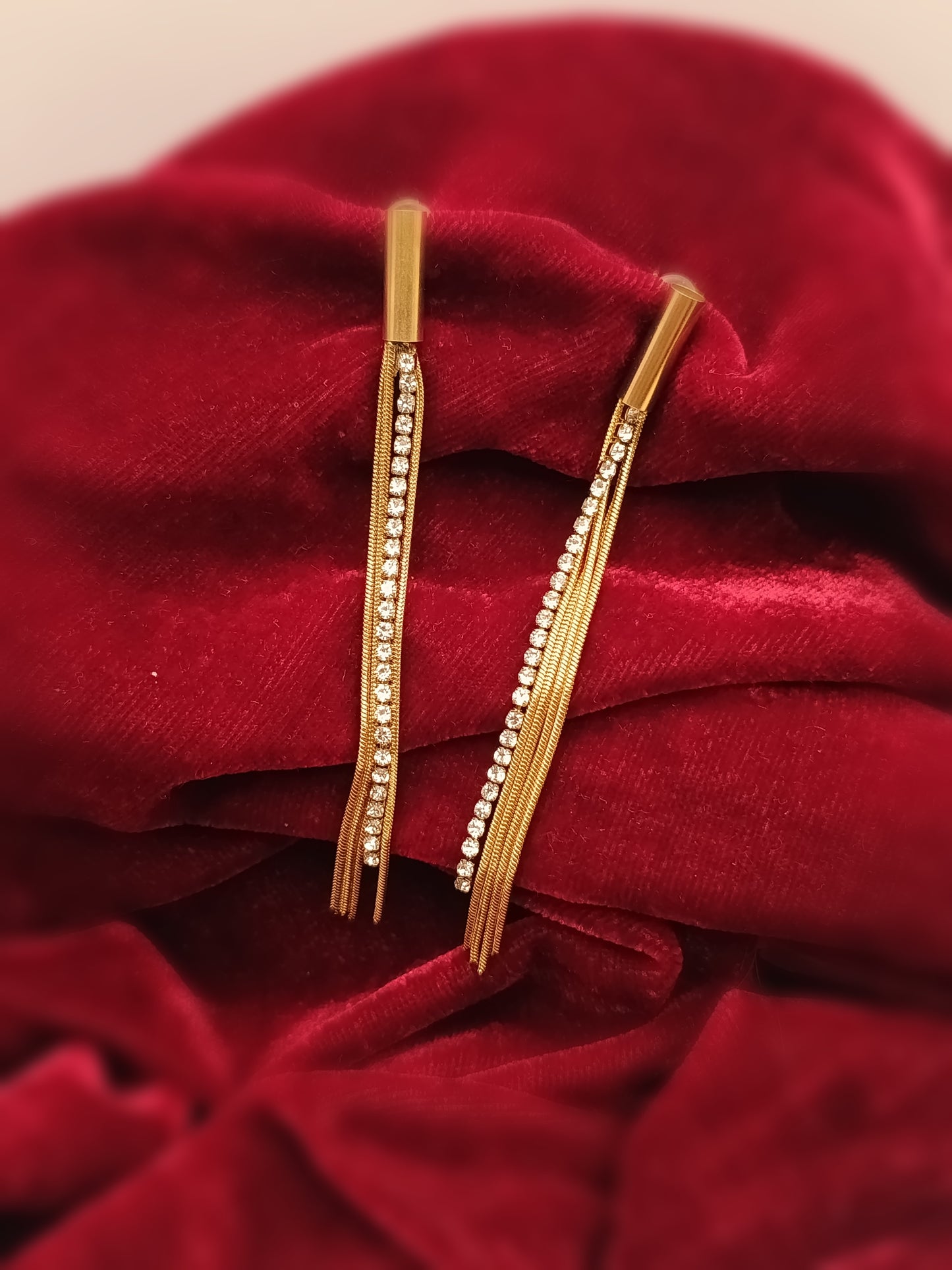 Gold Plated_Long chain Tassel Earrings
