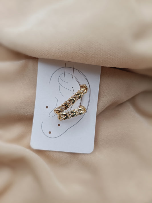 Gold Plated_Crystal studded Single Ear Cuffs