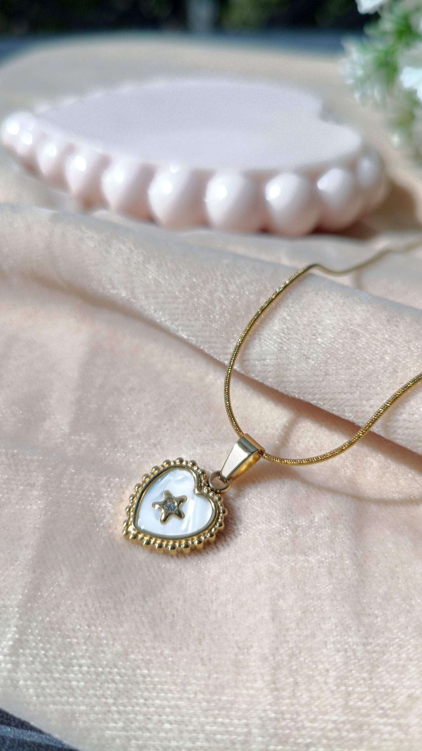 Gold Plated_Vintage-Inspired Heart Necklace