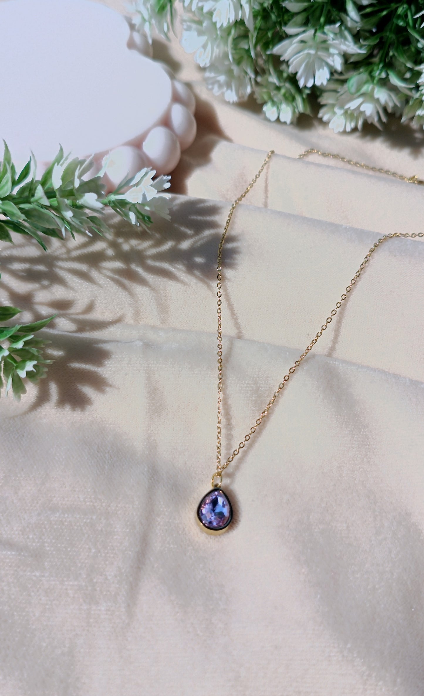 Pear-Shaped Blue Sapphire Gemstone Necklace