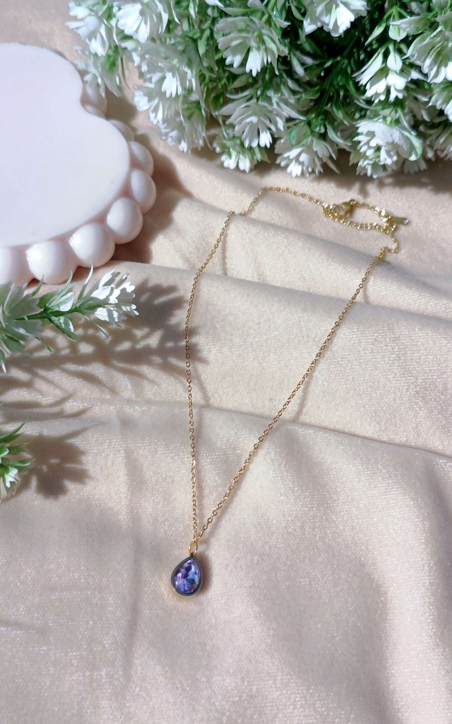 Pear-Shaped Blue Sapphire Gemstone Necklace