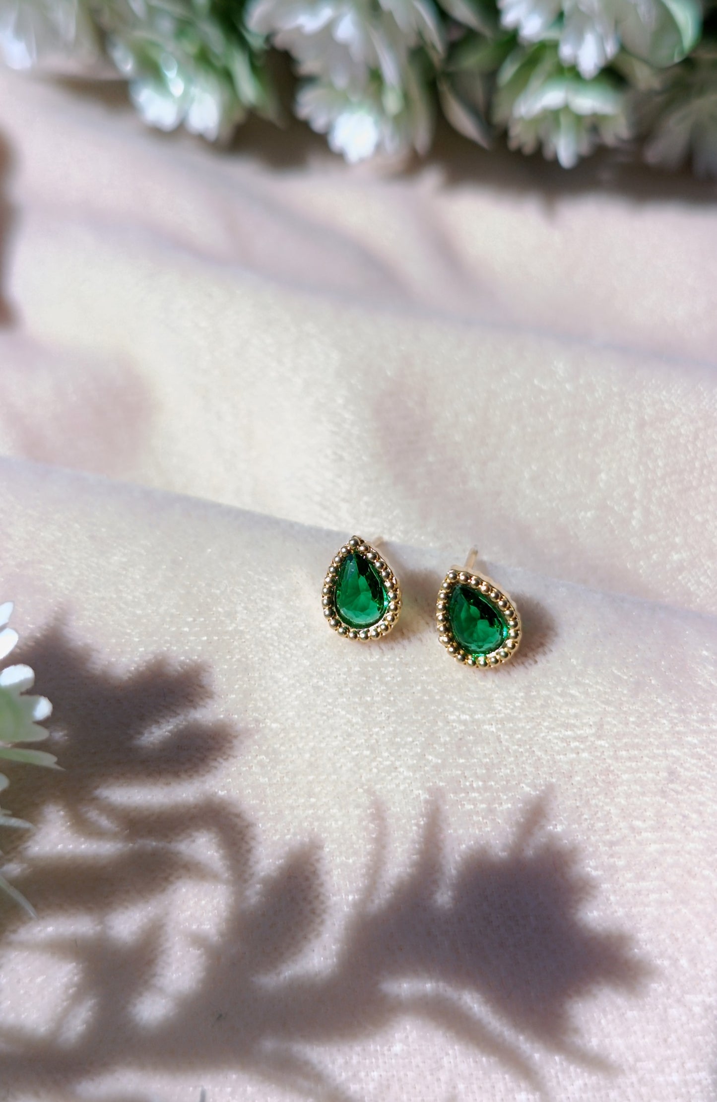 Gold Plated Green Heart Pendant Necklace Set