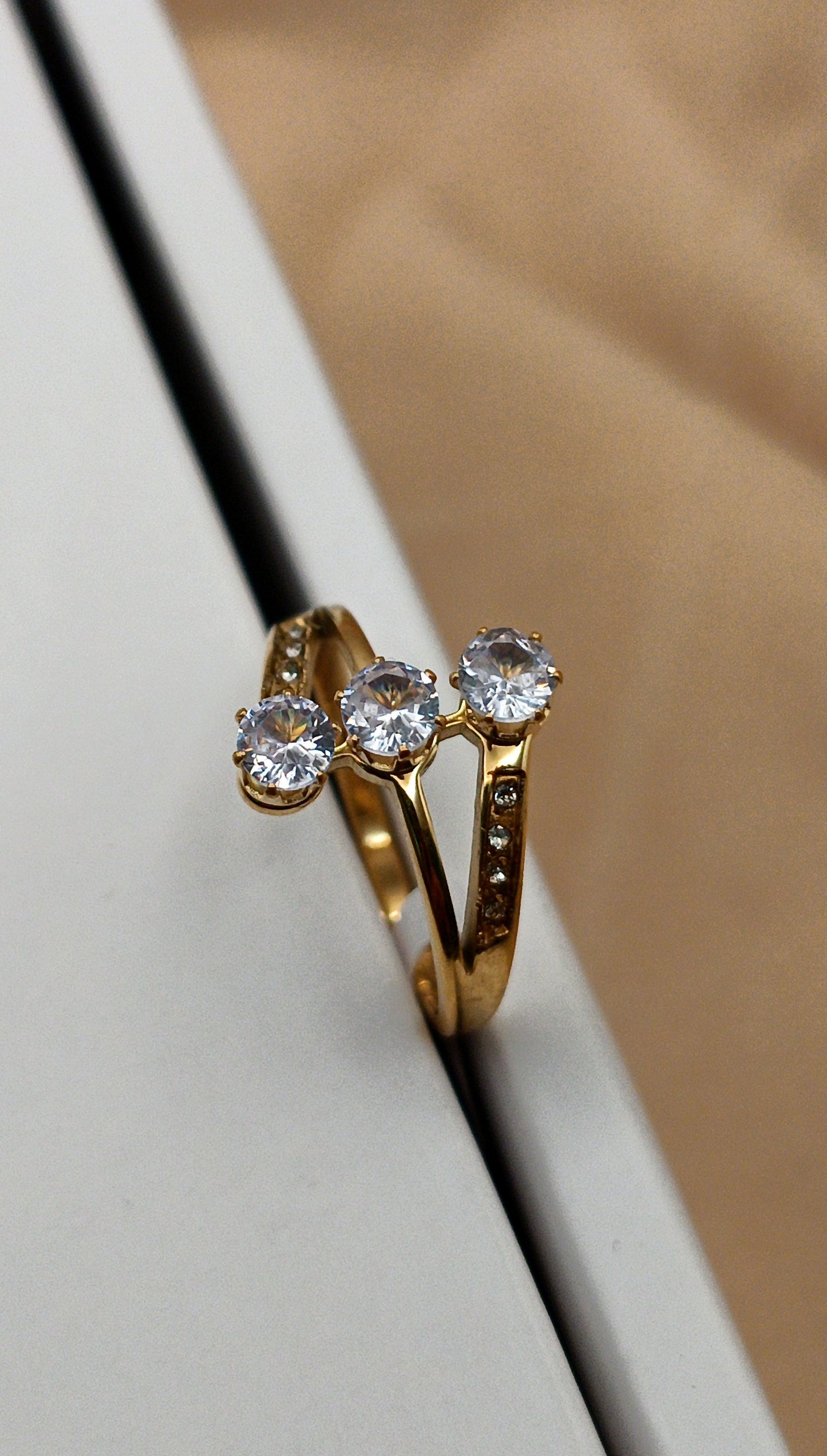 Anti Tarnish_Gold Plated Diamond Stone Ring