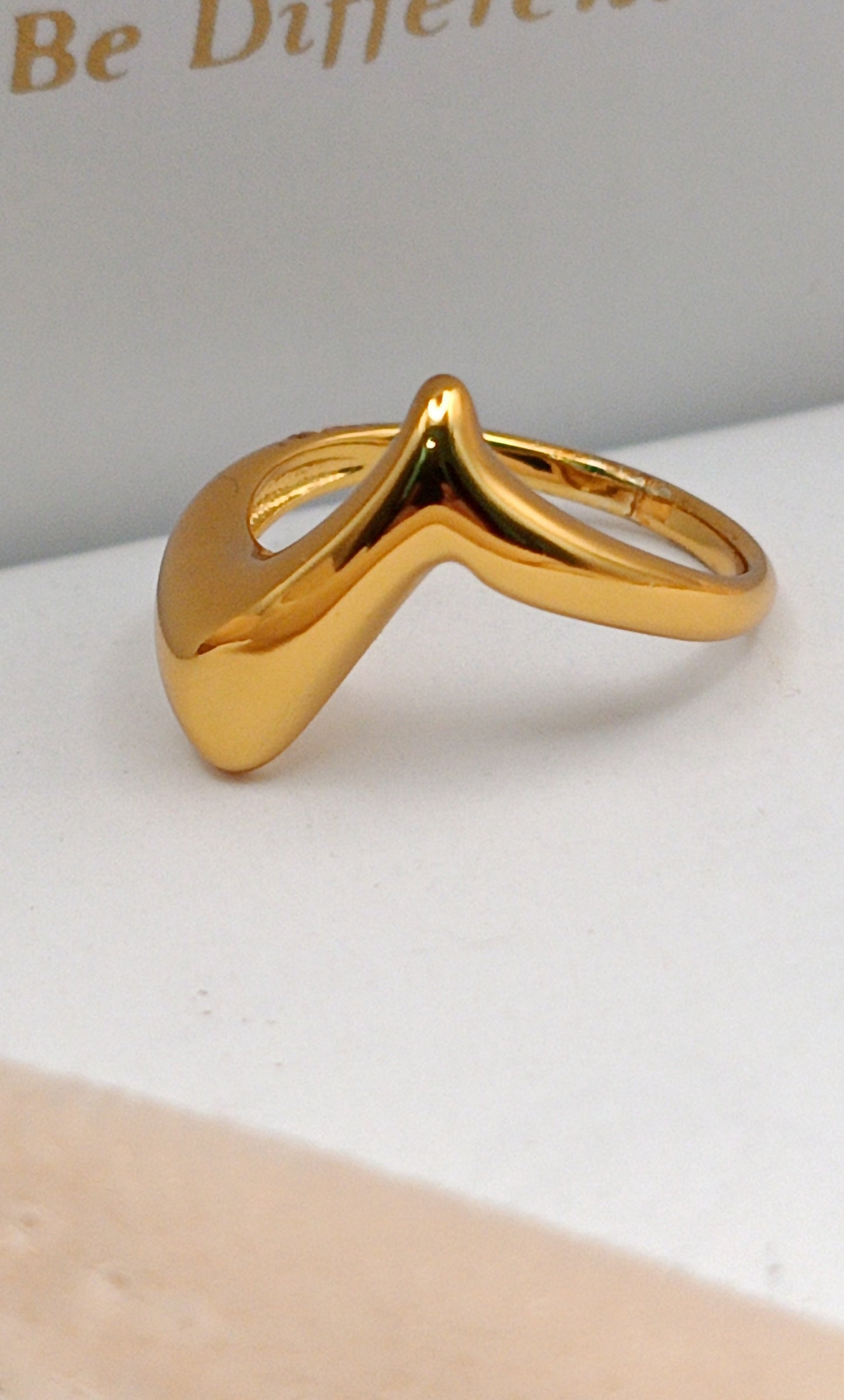 Anti Tarnish_Gold Plated Twisted Ring