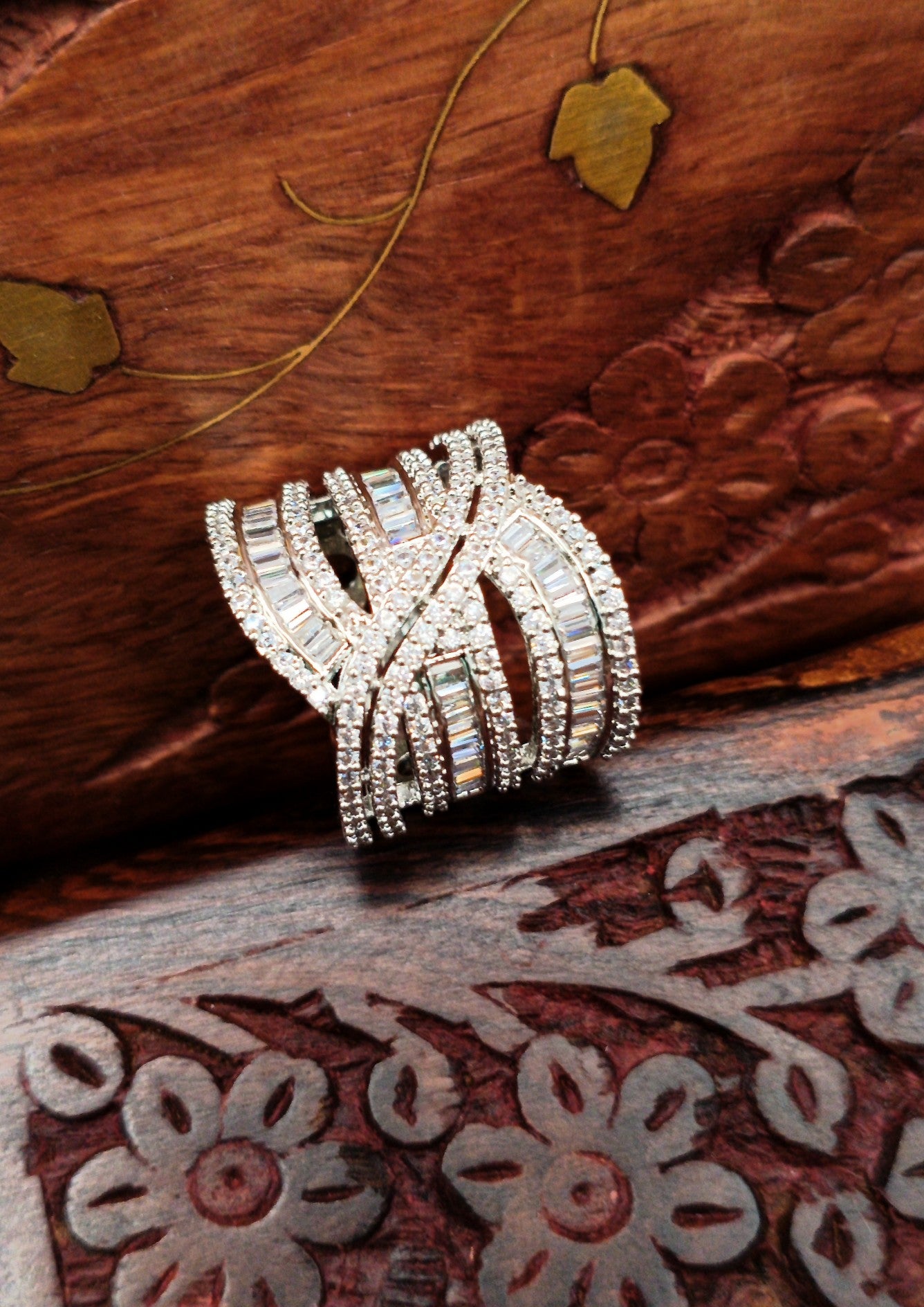 Silver Plated_Cris Cross Diamond Cocktail Ring