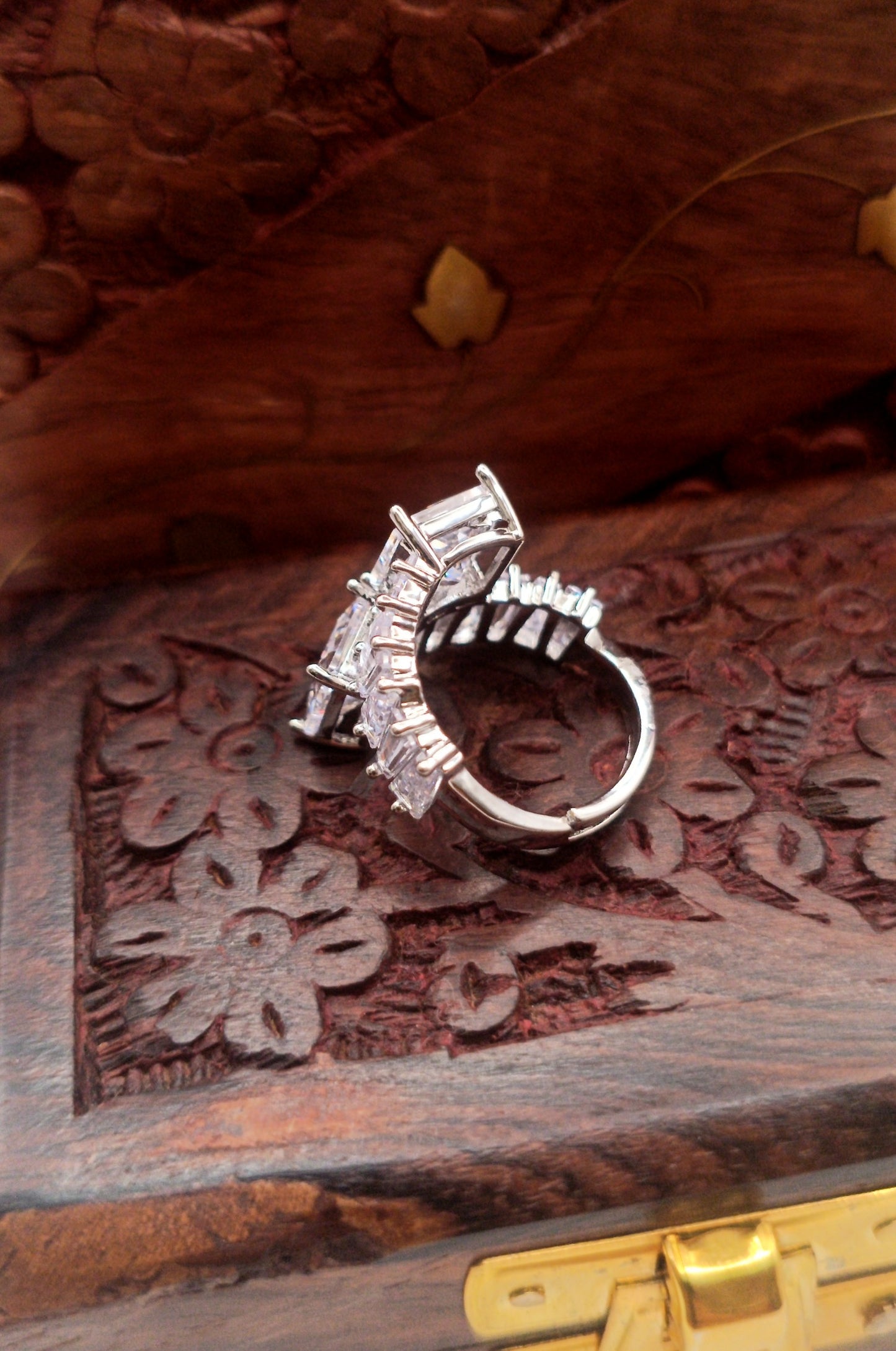 Silver Plated_Zirconia Stones Finger Ring