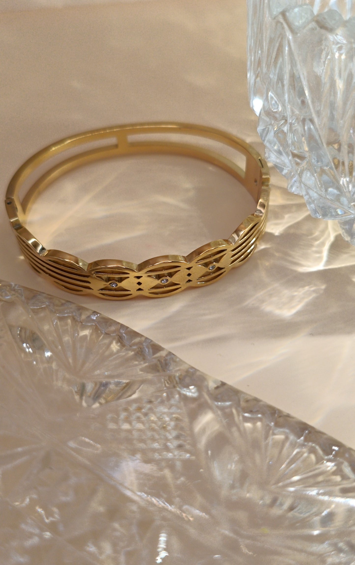 Anti Tarnish_Gold Plated Filigree Bracelet