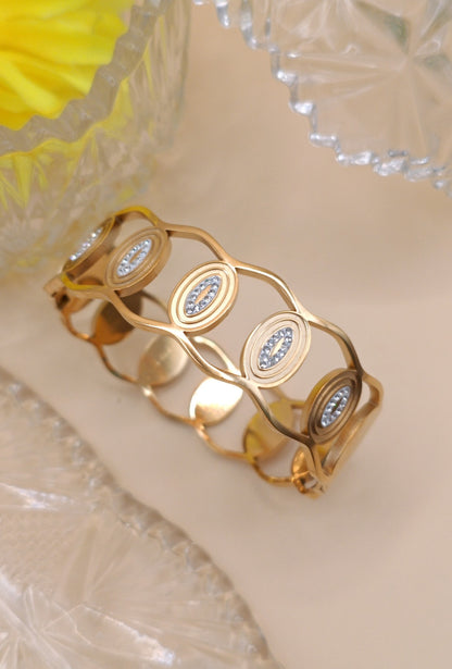 Anti Tarnish_Gold Plated Oval Design Bracelet