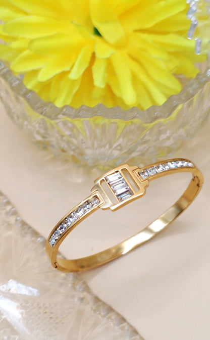 Anti Tarnish_Baguette-Cut Stone Bracelet