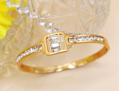 Anti Tarnish_Baguette-Cut Stone Bracelet