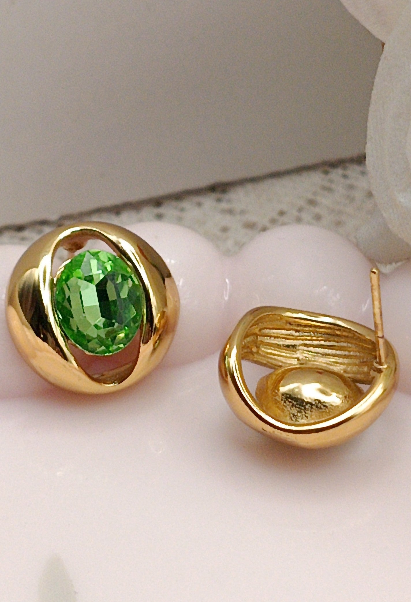 Anti Tarnish_Gold Plated Oval-Cut Green Stud Earrings