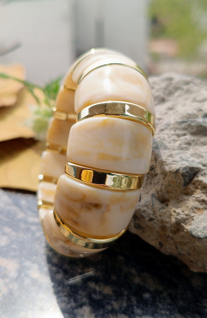 Marble-Effect Stretch Resin Bracelet