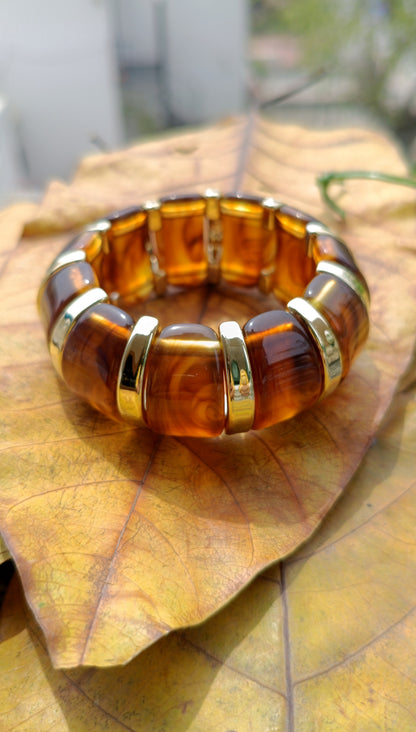 Marble-Effect Stretch Resin Bracelet