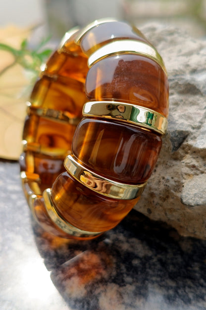 Marble-Effect Stretch Resin Bracelet