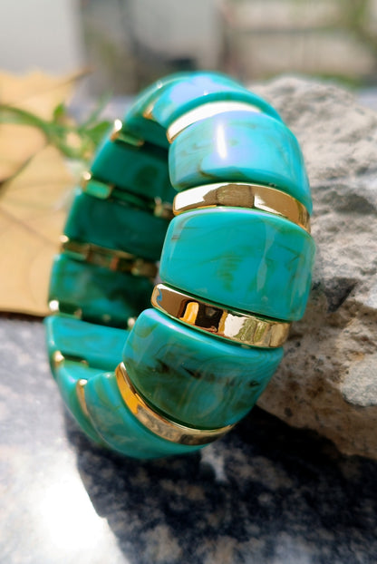 Marble-Effect Stretch Resin Bracelet