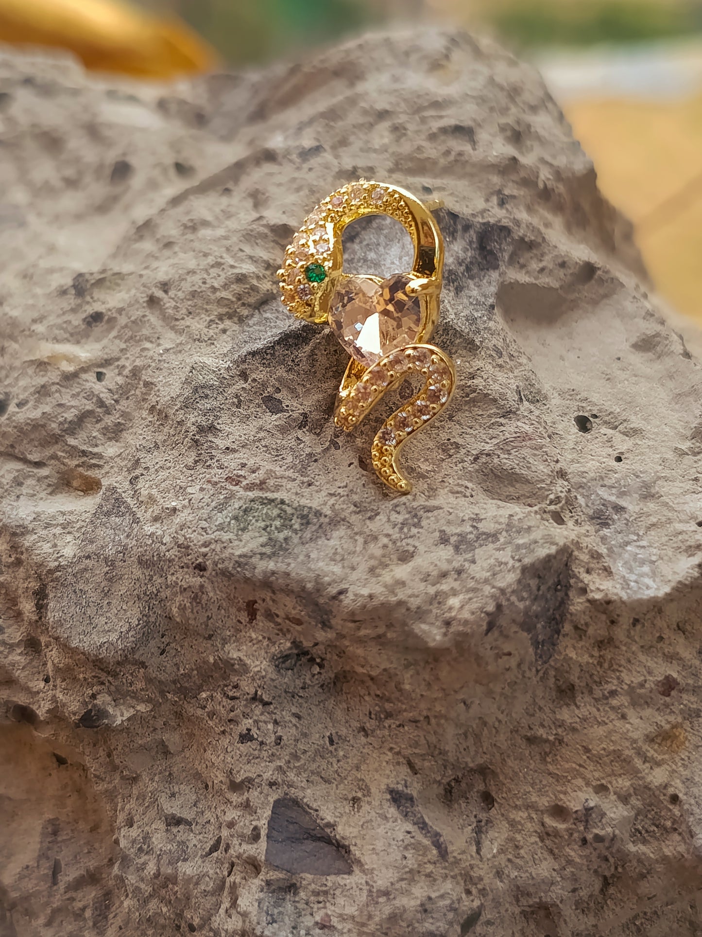 Anti Tarnish_Gold Plated Snake Shape Stud Earring