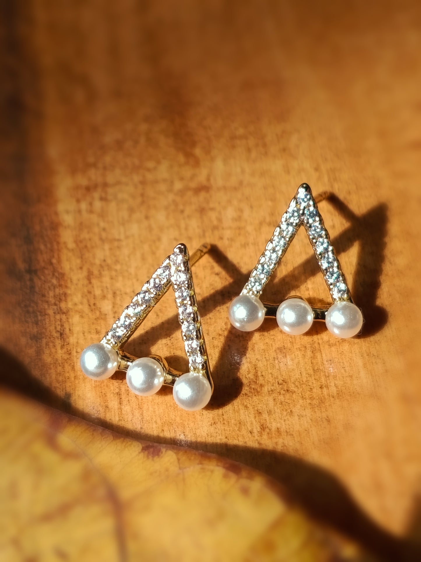 Gold Plated_Fancy Triangle Pearl AD Stud Earrings