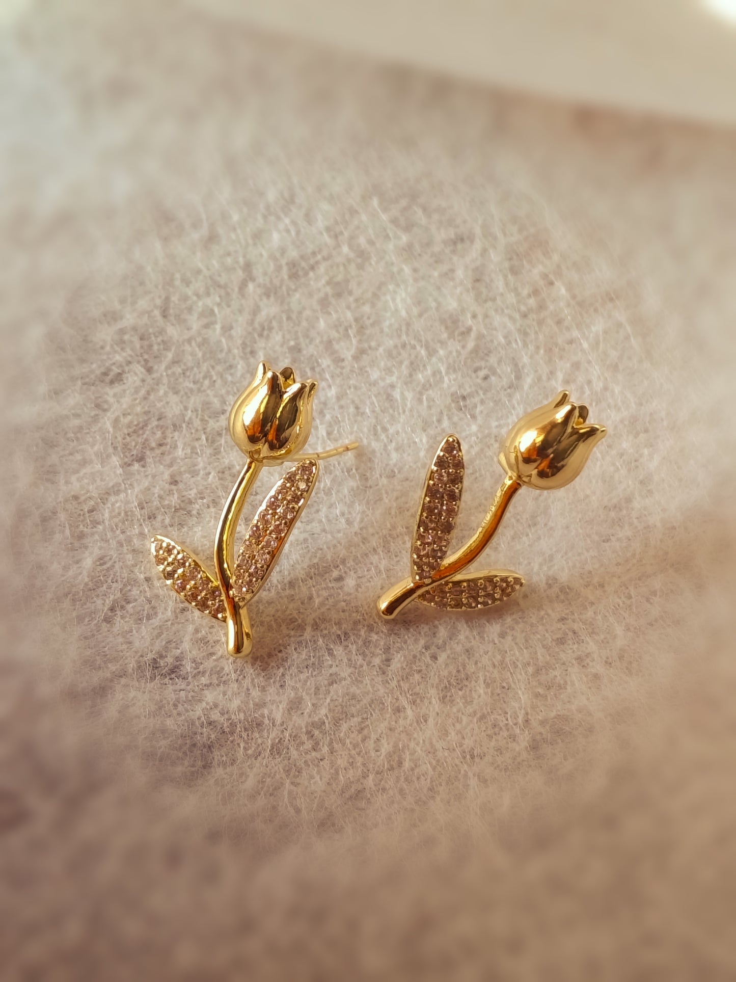 Anti Tarnish_Gold Plated Rose Stud Earrings