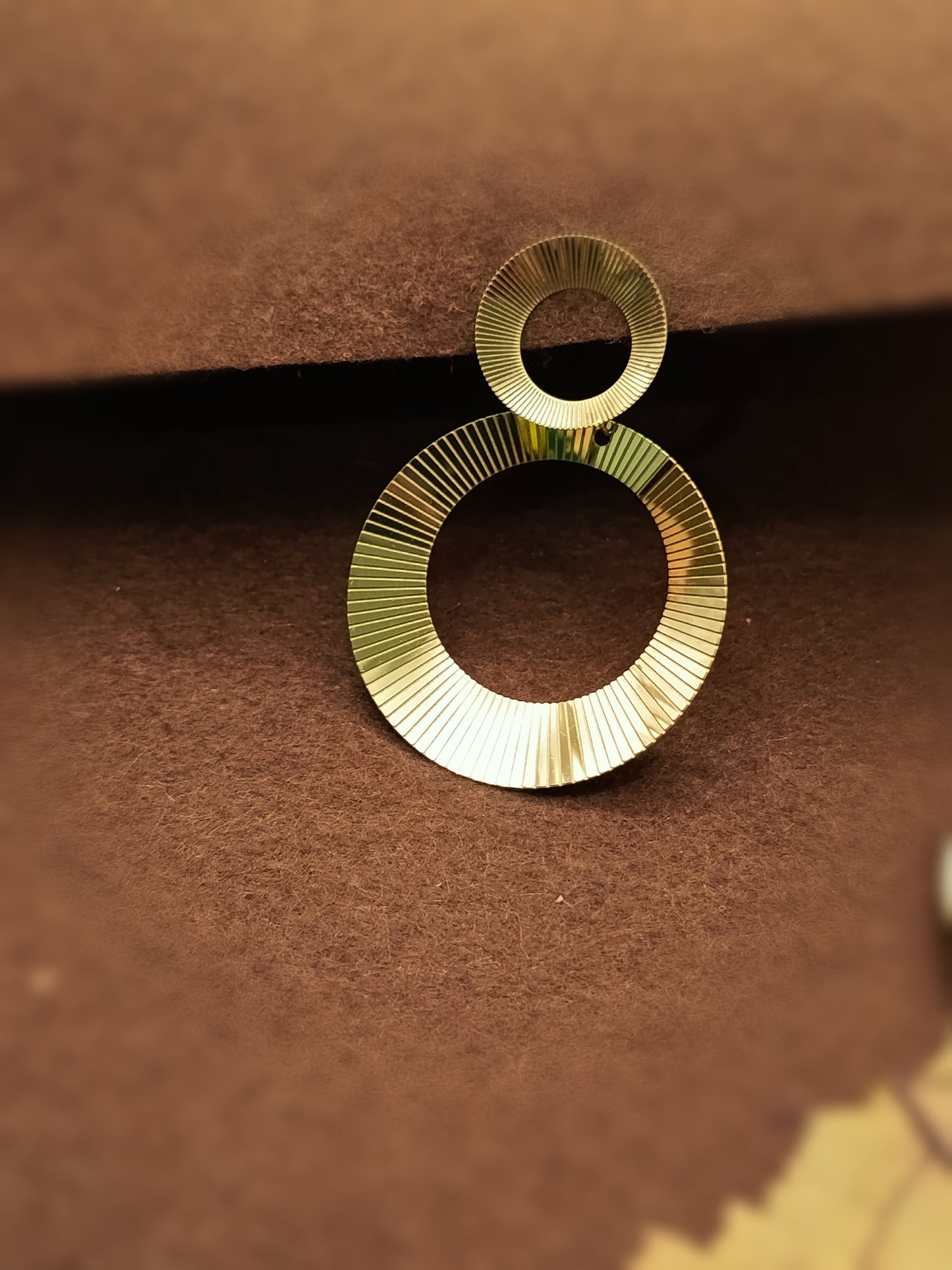 Anti Tarnish_Gold Plated Circa Dangle Earrings
