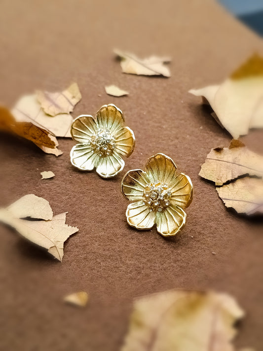 Anti Tarnish_Gold Plated Flower Stud Earrings