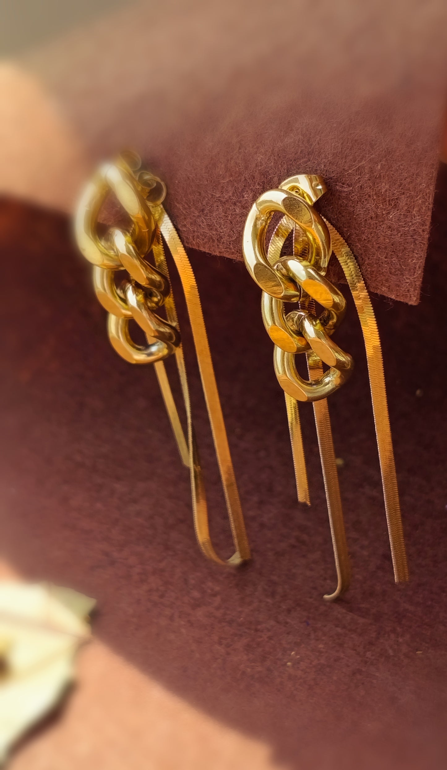 Anti Tarnish_Gold Plated Chain Drop Earrings