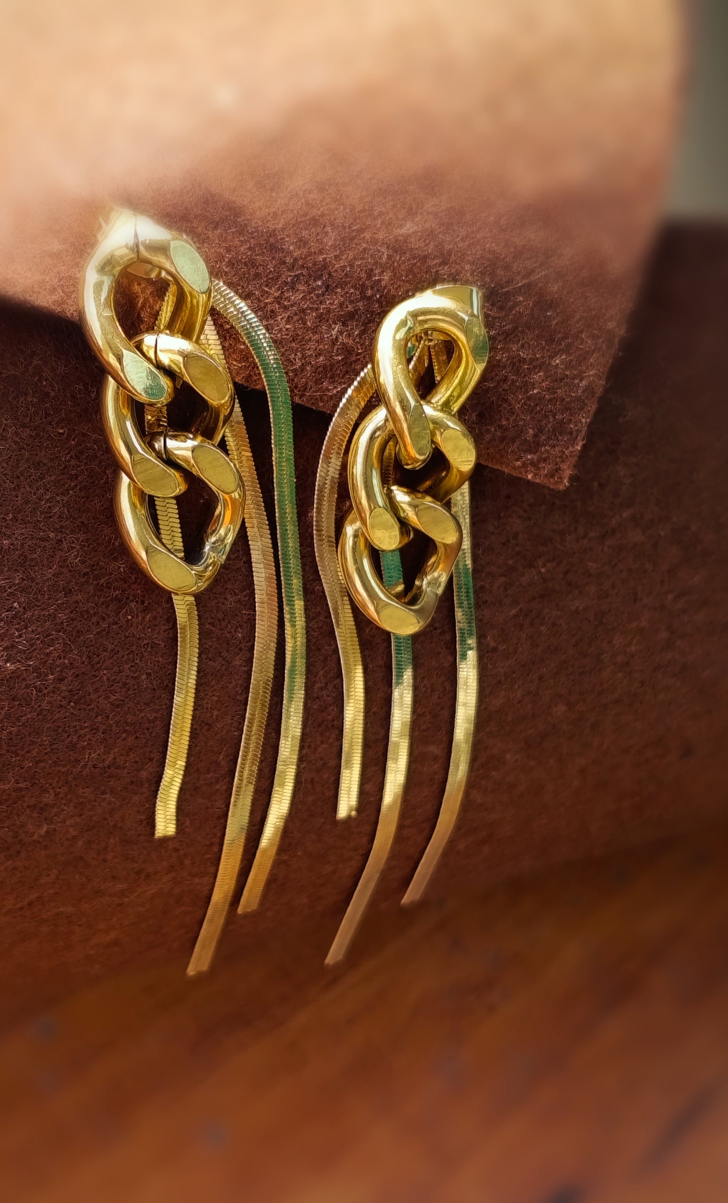 Anti Tarnish_Gold Plated Chain Drop Earrings