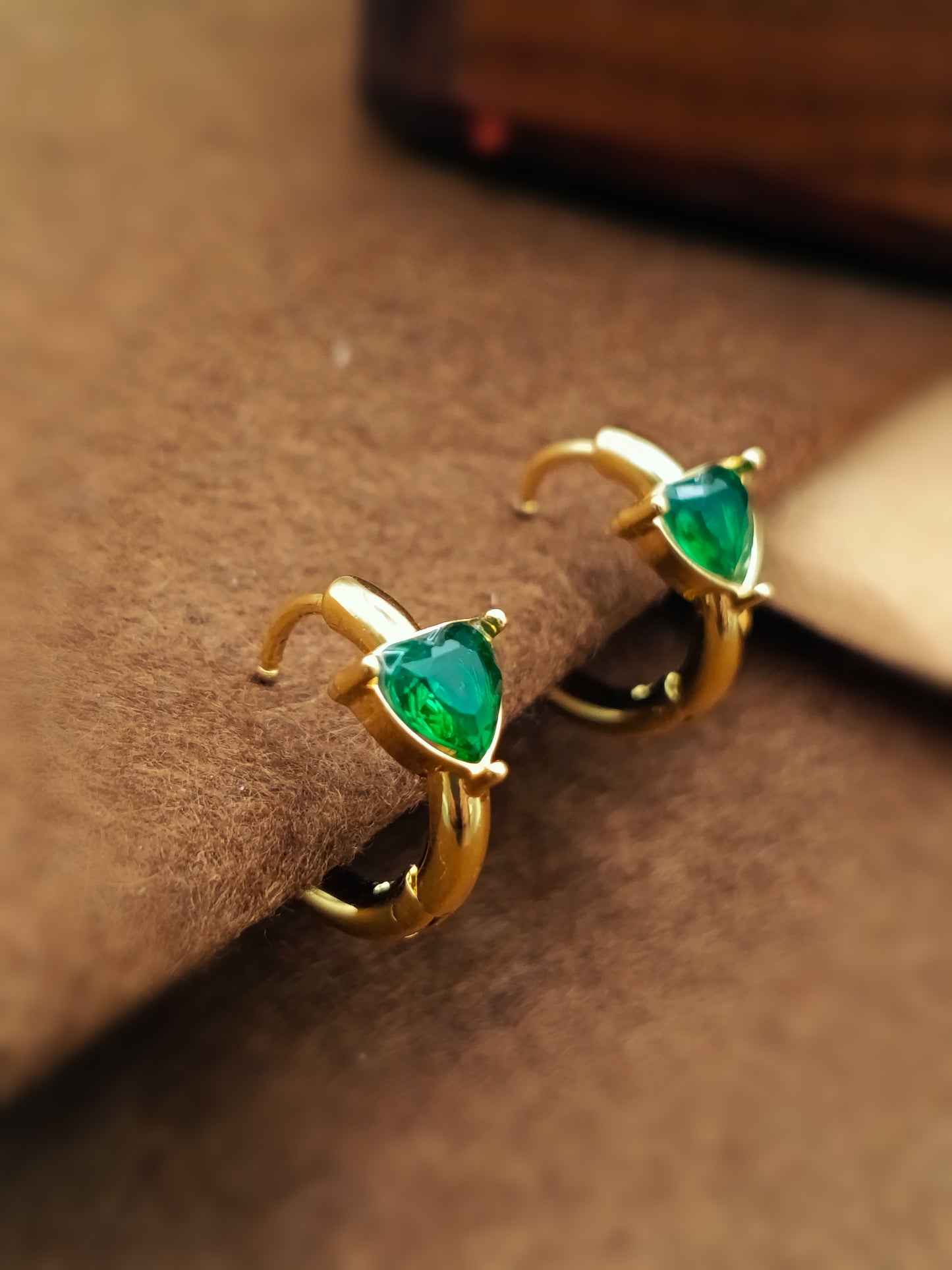 Anti Tarnish_Gold Plated Heart Shape Hoop Earrings