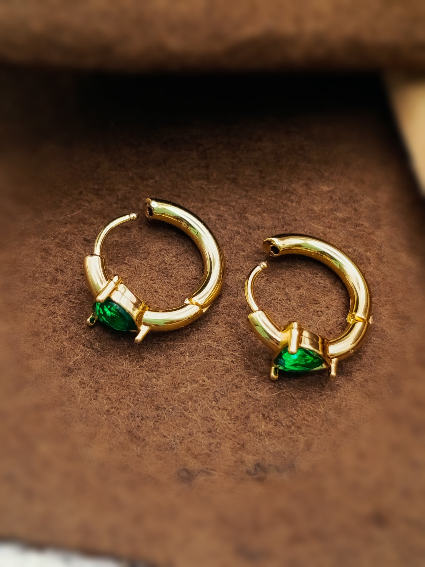 Anti Tarnish_Gold Plated Heart Shape Hoop Earrings